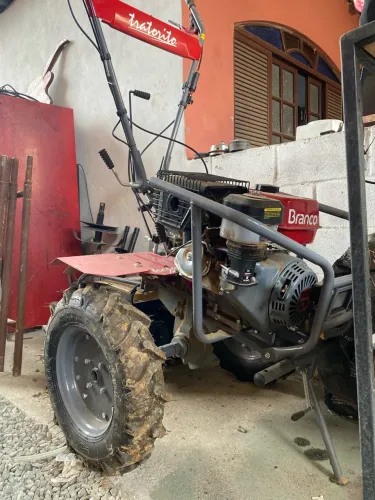 TRATORITO BRANCO 15 HP GASOLINA