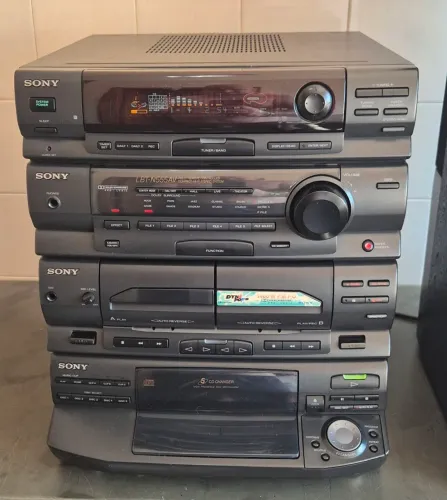 Central Sony LBT-555AV