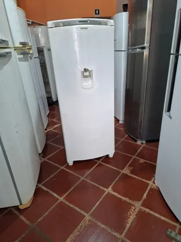 Ótimo geladeira consul frost free 340 litros top vai com 90 dias de garantia