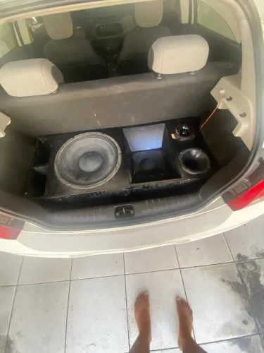 Vendo caixa de som vazia