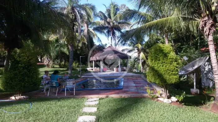 #Vende-se lindíssimo Sítio Estância Liberdade , "pé no barranco", totalmente estruturada ,