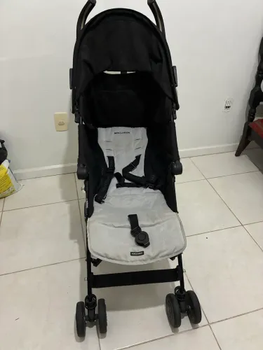 Carrinho de Bebê Maclaren Quest - Preto/Prata (Compacto e Leve)