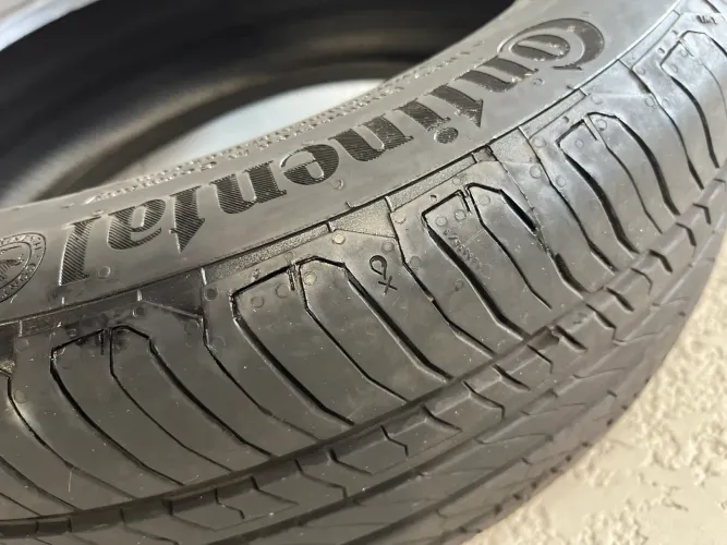Pneu Continental ContiPowerContact 195/55-16