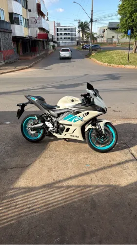 Yamaha R3