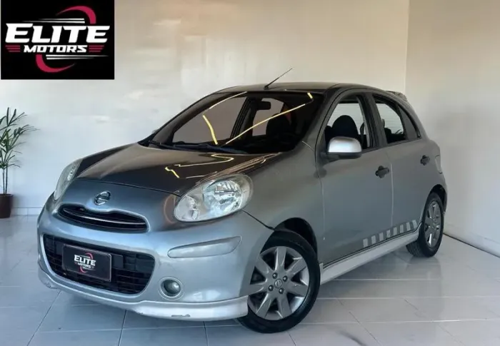 Nissan March SR 1.6 16V Flex Fuel 5P 2012