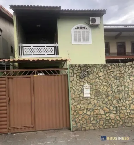 Casa Duplex à venda com 4 quartos, sendo 2 suítes - Parque Leopoldina, Campos dos Goytacaz