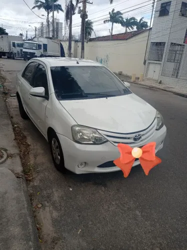 Toyota Etios XS Sedan 1.5 Flex 16V 4P Mec. 2016