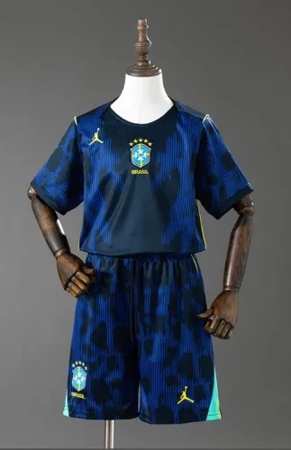 Conjunto Infantil Brasil II 2026