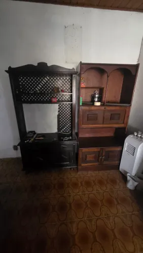 Estante Antiga Estilo Colonial