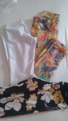 Roupas femininas Lote 3 - Tamanho único, p e m.