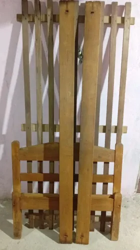 Cama de Solteiro em Madeira Maciça 88x188cm