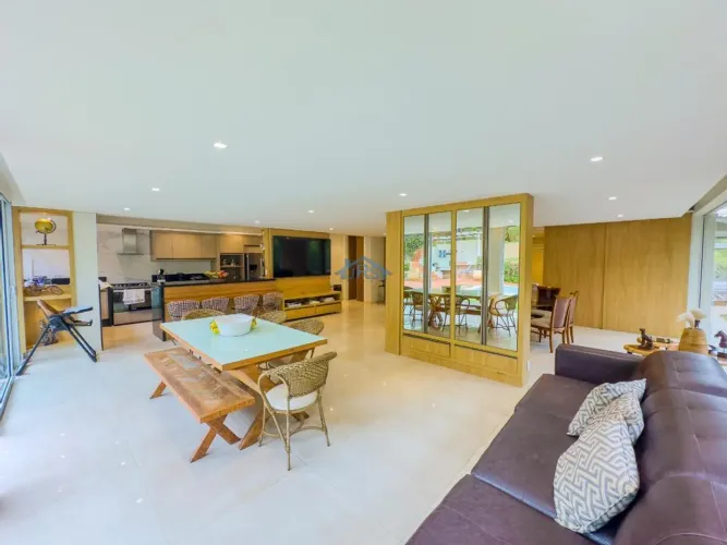 Casa para alugar em Santana de Parnaíba, Tamboré, com 4 suítes, com 1053 m², Tamboré Dois
