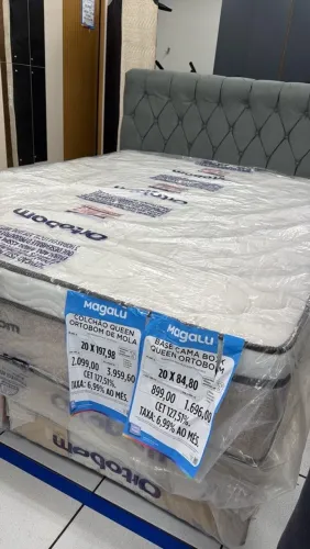 Cama Box casal Queen Size com nota