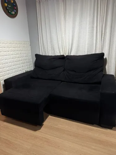Sofá retrátil e reclinável