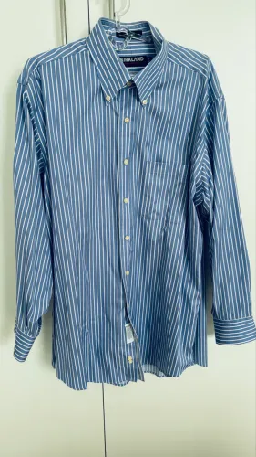 Camisa masculina listrada em azul
