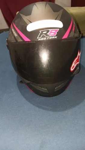 CAPACETE