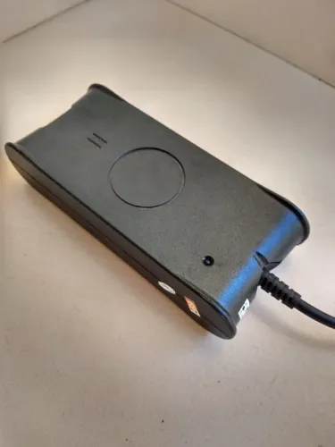 Carregador compatível notebook Dell 65W pino grosso