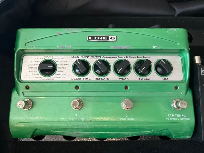 Pedal Line 6 DL4