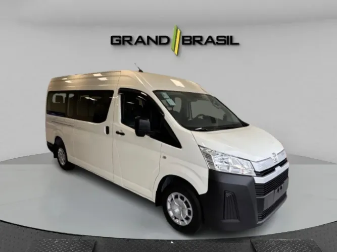 Toyota Hiace 2.8 D-4D TURBO DIESEL MINIBUS 15+1 DX AUTOMÁTICO 2026