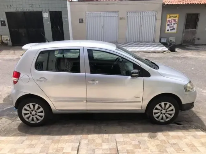 Volkswagen Fox Plus 1.0mi/ 1.0mi Total Flex 8V 3P 2009