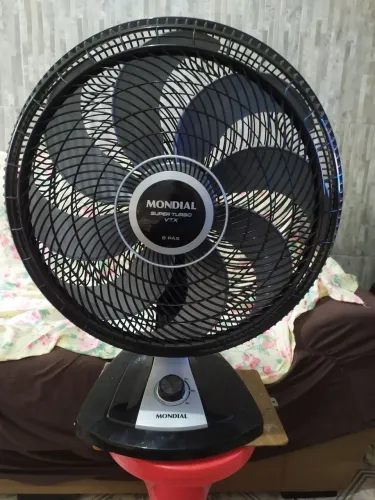 Ventilador mondial super turbo VTX 8 PÁS/ POUCO usado 