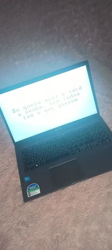 Troco ou vendo notebook assus novo,troco por secadora de roupas...