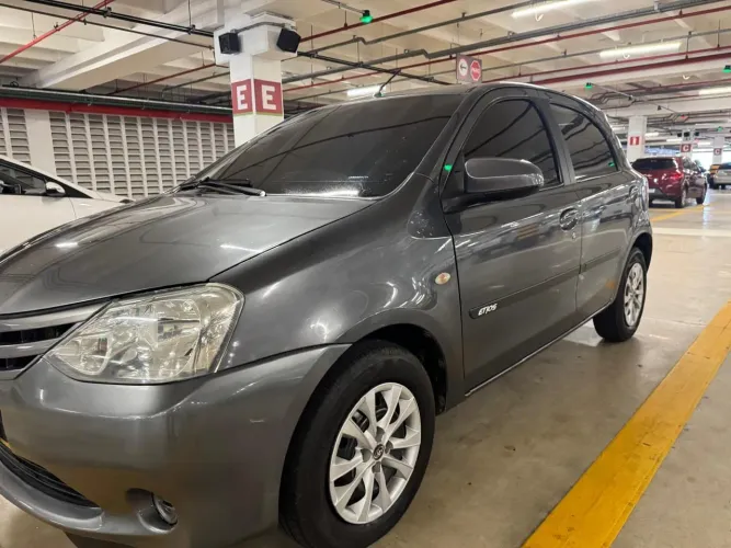 Toyota Etios X 1.3 Flex 16V 5P Mec. 2016