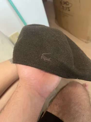 Boina Lacoste 