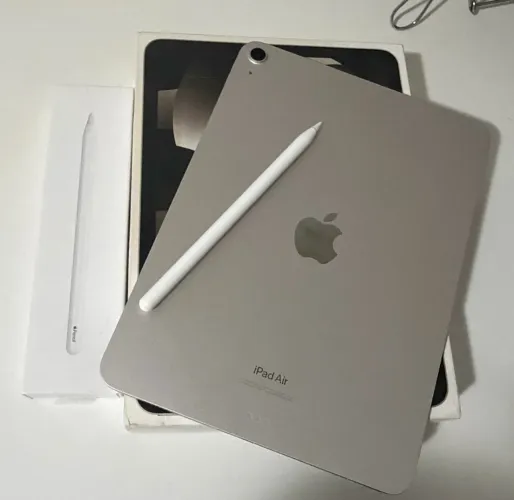 Seminovo iPad Air 5ª geração, Wi-Fi, 64GB - Dourado + Apple pensil