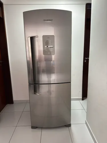 Geladeira Brastemp 490L Frost Free Inverse Inox