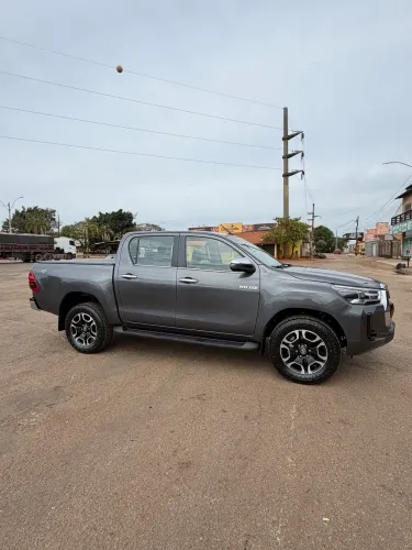 Toyota Hilux CD SRX 4X4 2.8 TDI 16V Diesel Aut. 2023