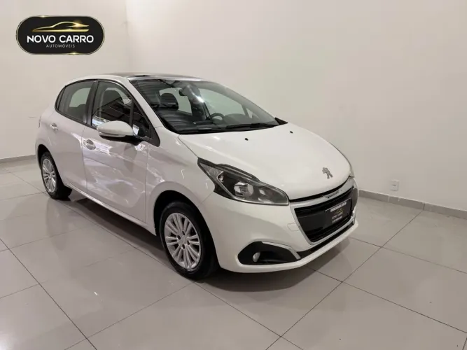 Peugeot 208 Allure 1.2 Flex 12V 5P Mec. 2017