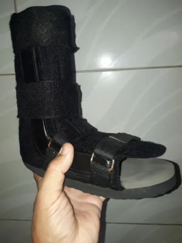 Bota Ortopédica Infantil 