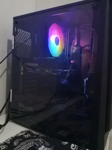 Computador PC gamer bom para estudos e jogos