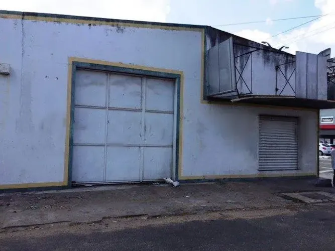 Prédio comercial à venda, Benfica, Fortaleza.