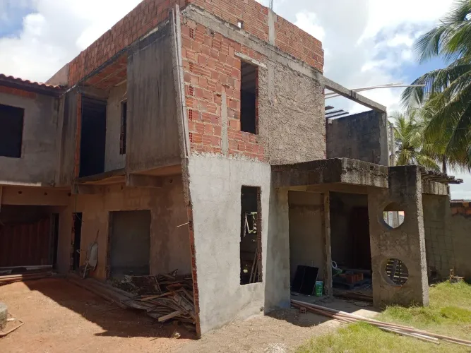 Casa c/Terreno 440m2, Próximo a Praia, Barra N. 10minutos do centro de Maceió. *