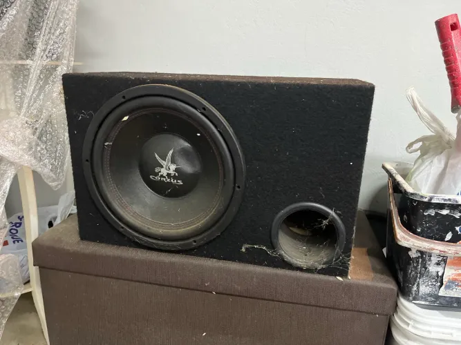 Desapego - Caixa amplificada Corzus 200W RMS