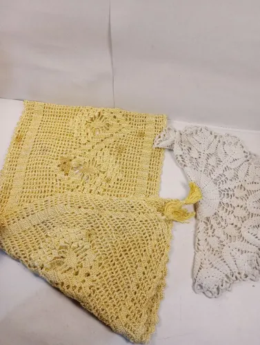 Kit 2 Caminhos de Mesa em Crochê Artesanal - Feitos à Mão