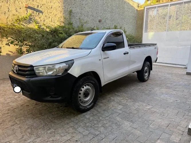 Toyota Hilux Chassi 4X4 2.8 TDI Diesel Mec. 2019