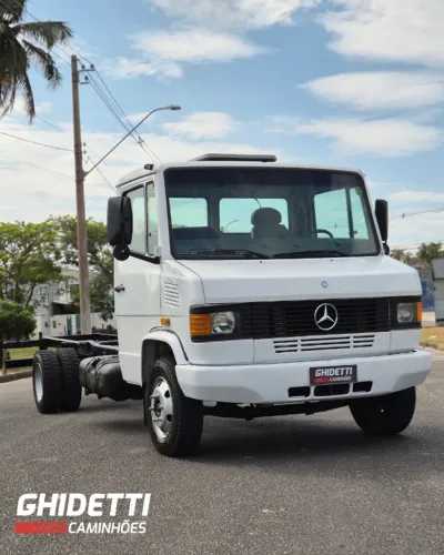 Mercedes-Benz 710