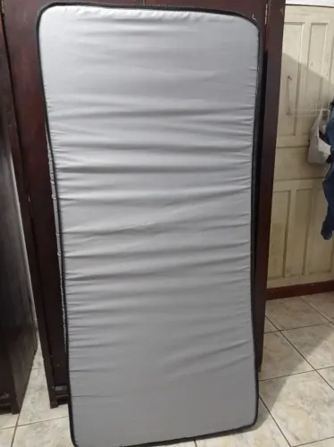 Colchão de solteiro ( novo )