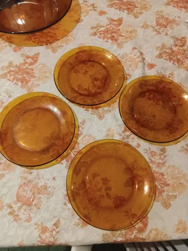 Pratos de sobremessa duralex