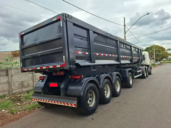 Carreta basculante 40 mts3