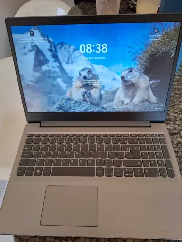 Notebook Lenovo S145 (usado) 