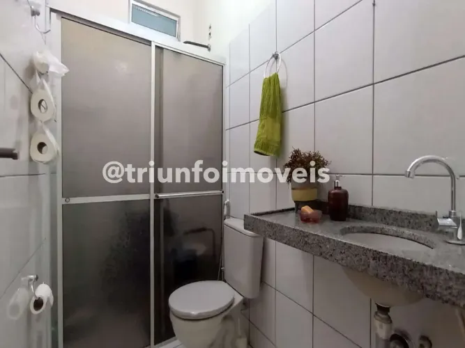 Casa a venda no Acarape com 4 suítes