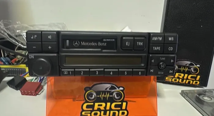 Rádio Mercedes com Bluetooth 