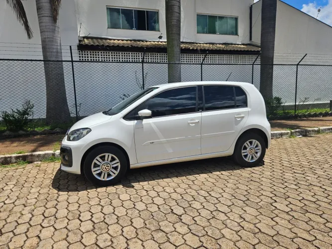 Volkswagen Up! Move 1.0 TSI Total Flex 12V 5P 2018