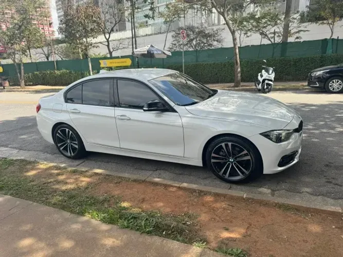 BMW 320I A Modern/sport TB 2.0/a.flex 16V 4P 2018
