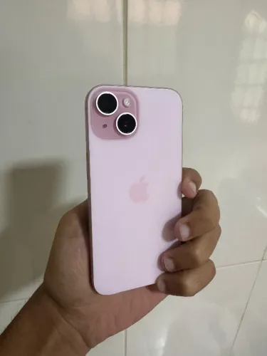 iPhone 15 128gb rose