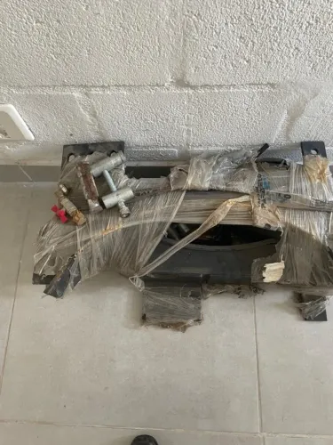 tanque cela para cavalo mecânico 